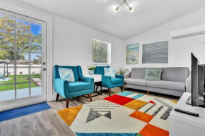Dream Hollywood Beach Retreat With Jacuzzi and Fire Pit